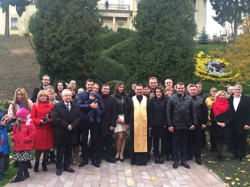 Львів: відбулось відкриття відновленої частини Митрополичих садів (ФОТО) Львів: відбулось відкриття відновленої частини Митрополичих садів (ФОТО)